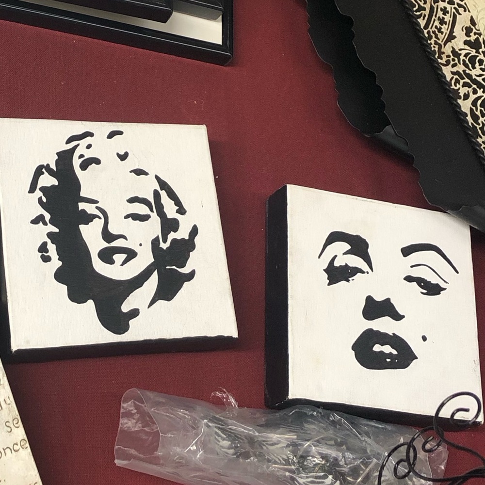 Marilyn Monroe Iconic Portrait Canvas Wall Art Set